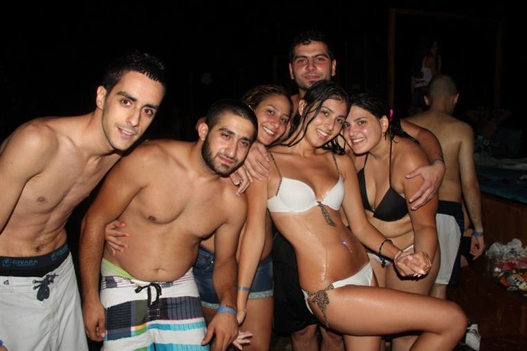 Lebanon Largest FOAM Party 3 (1)